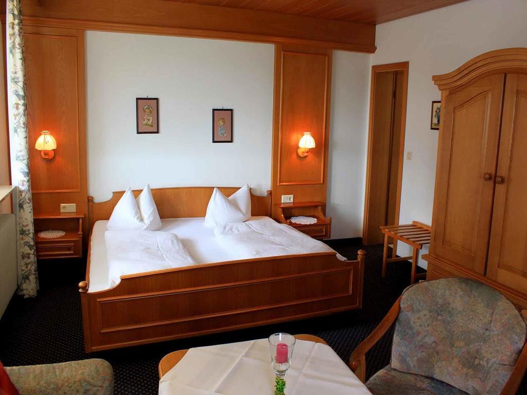 Gaestehaus Mayer-Bartsch Meersburg Room photo