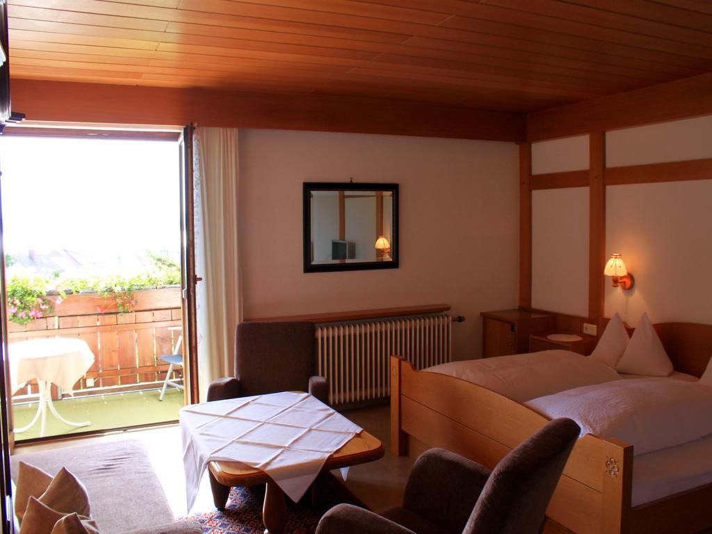 Gaestehaus Mayer-Bartsch Meersburg Room photo